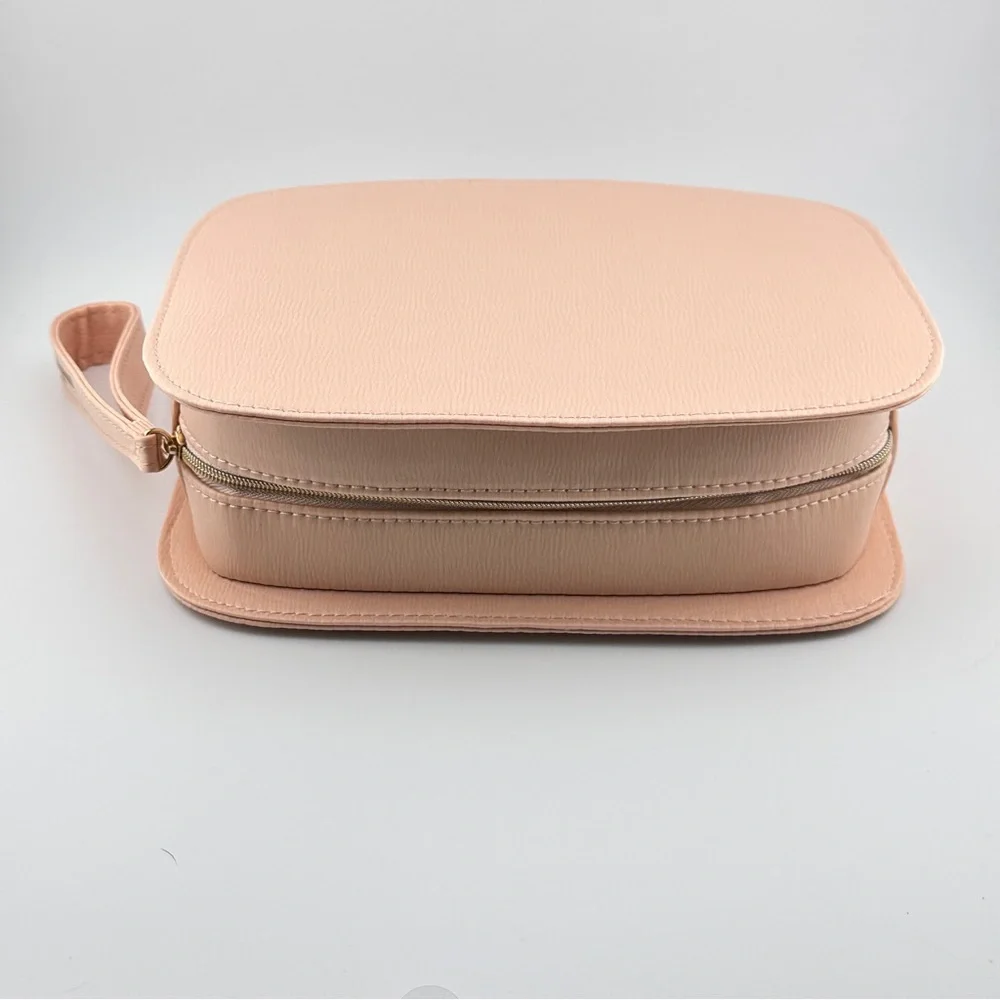 🆕 GIORGIO ARMANI 4 pc Limited Edition Cosmetic Pouch, Lipgloss, Perfume & Primer